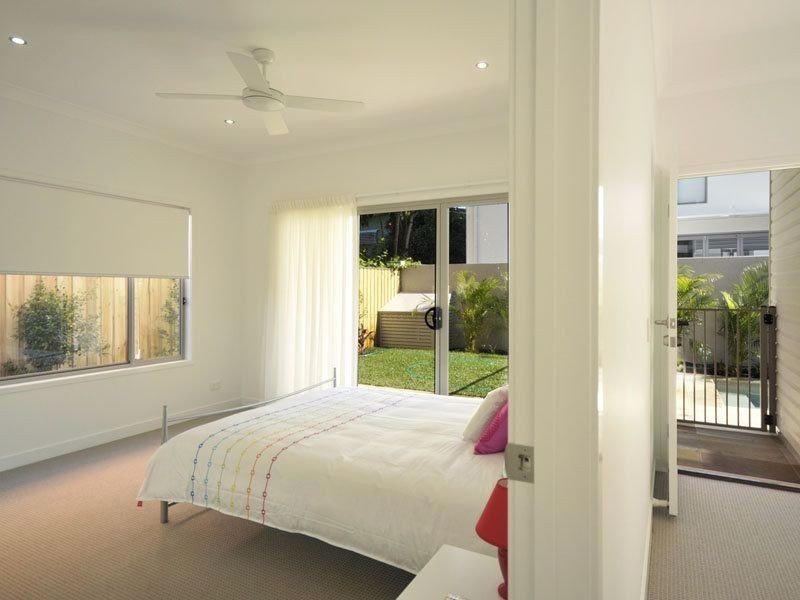 76 Albatross Avenue, Mermaid Beach QLD 4218