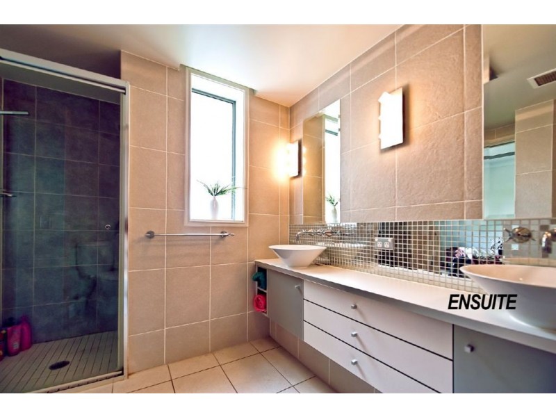 7/3208 Central Place, Carrara QLD 4211