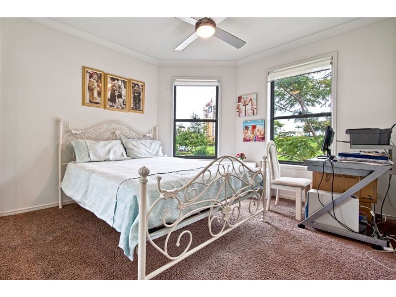 7/3208 Central Place, Carrara QLD 4211