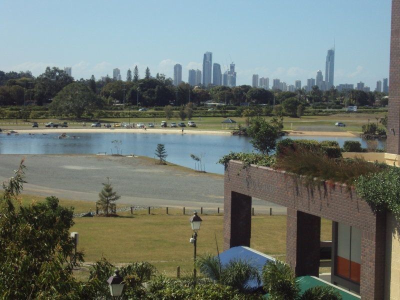 7/3208 Central Place, Carrara QLD 4211