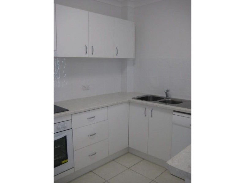 7/107 Hedges Avenue, Mermaid Beach QLD 4218