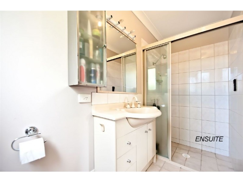 41 Petherbridge Avenue, Merrimac QLD 4226