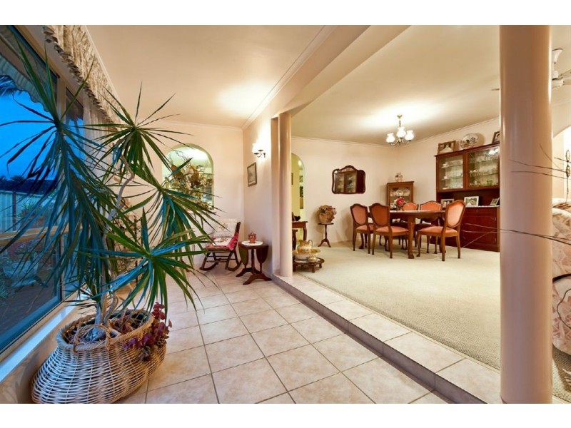 3 Garden Grove, Carrara QLD 4211