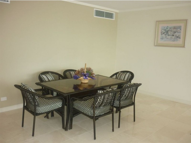 6/68 Sunset Boulevard, Surfers Paradise QLD 4217