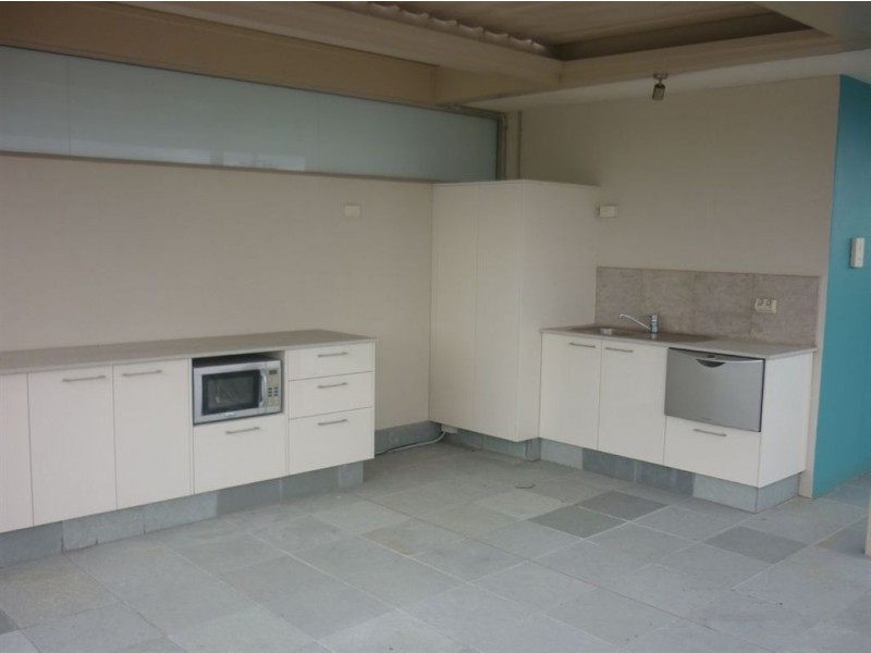 6/68 Sunset Boulevard, Surfers Paradise QLD 4217