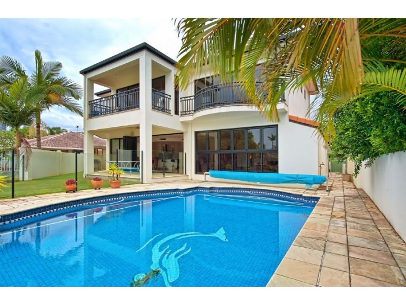 41 T E Peters Drive, Broadbeach Waters QLD 4218