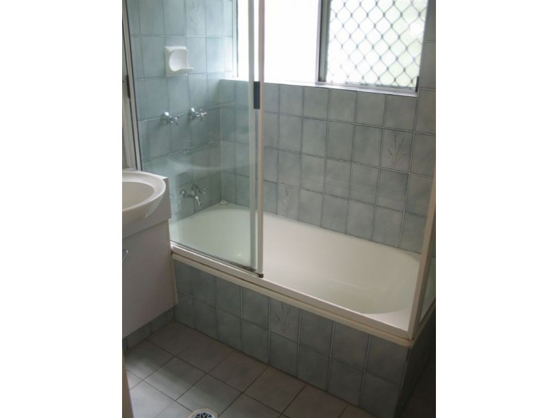 15/42 Beach Parade, Surfers Paradise QLD 4217