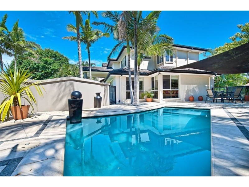 3 Fitzwilliam Street, Carrara QLD 4211