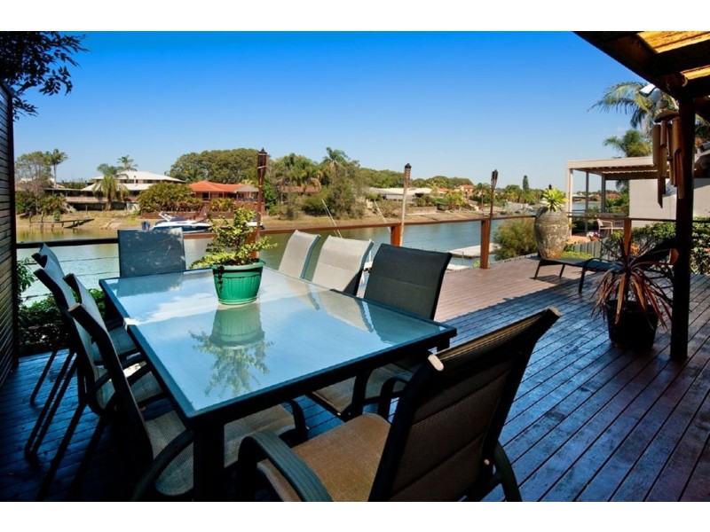 139 Witt Ave, Carrara QLD 4211