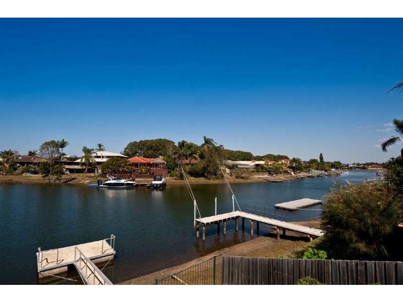 139 Witt Ave, Carrara QLD 4211