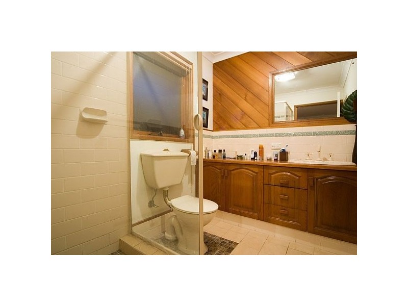 139 Witt Ave, Carrara QLD 4211