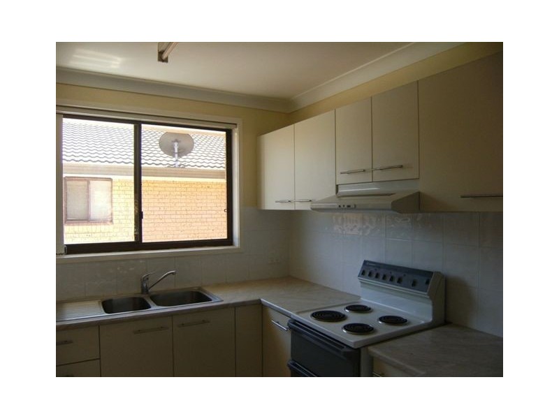 5/11 Christina Court, Mermaid Waters QLD 4218