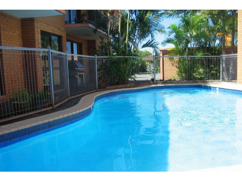5/11 Christina Court, Mermaid Waters QLD 4218