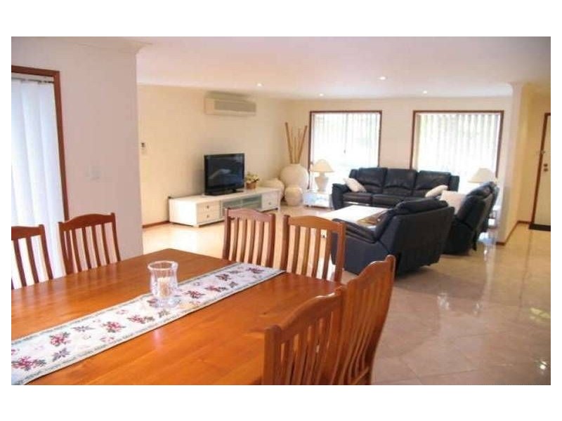 146 Barrier Reef Drive, Mermaid Waters QLD 4218