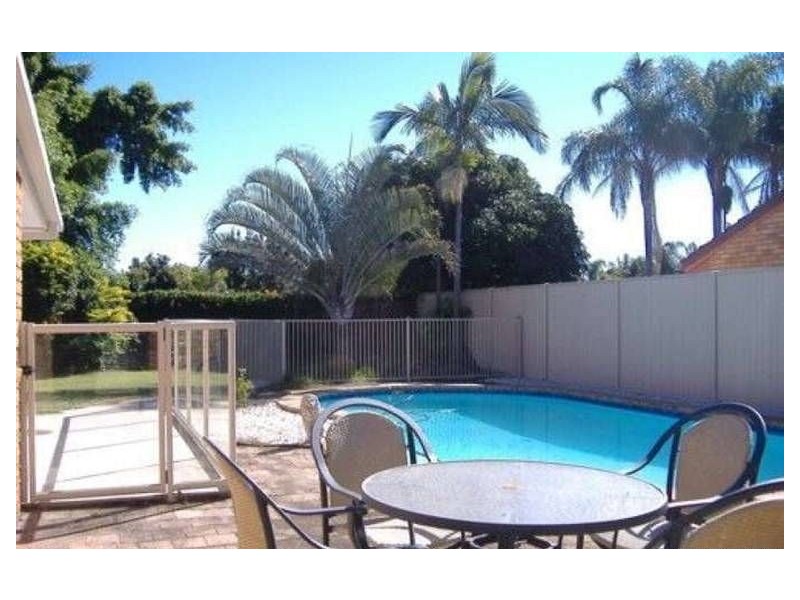 146 Barrier Reef Drive, Mermaid Waters QLD 4218