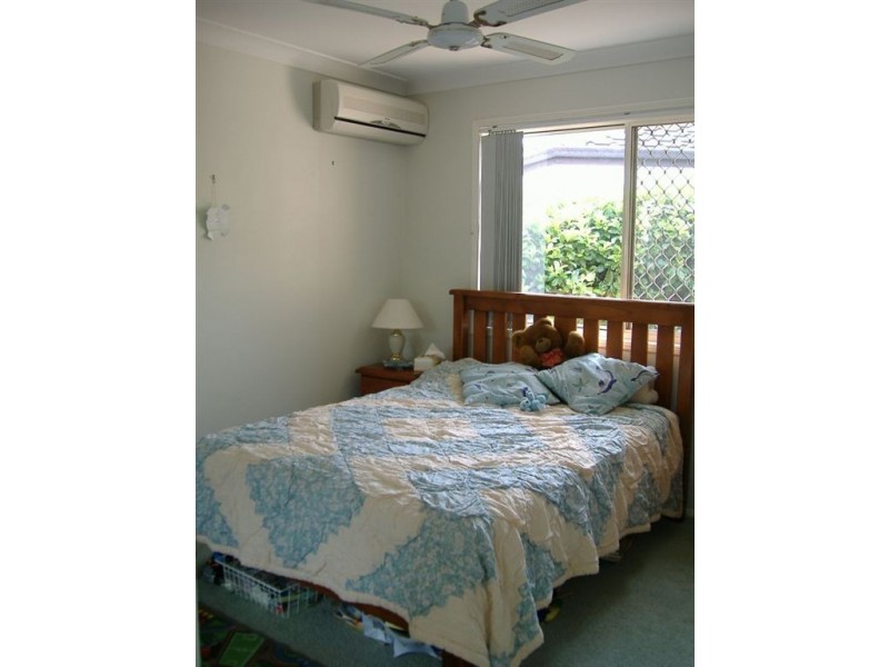 12 Pennsylvania Avenue, Varsity Lakes QLD 4227