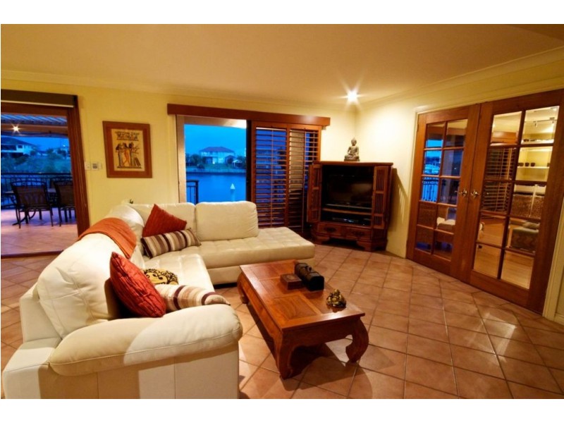 50 Fitzwilliam Street, Carrara QLD 4211