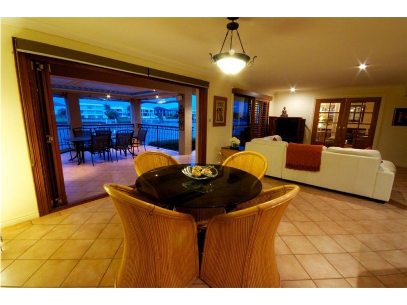 50 Fitzwilliam Street, Carrara QLD 4211