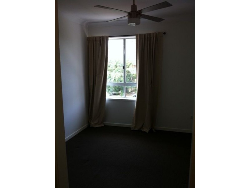 18/14 Darrambal Street, Surfers Paradise QLD 4217