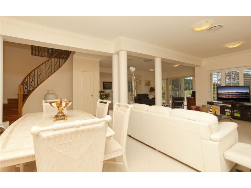 2A Ben Lexcen Place, Robina QLD 4226