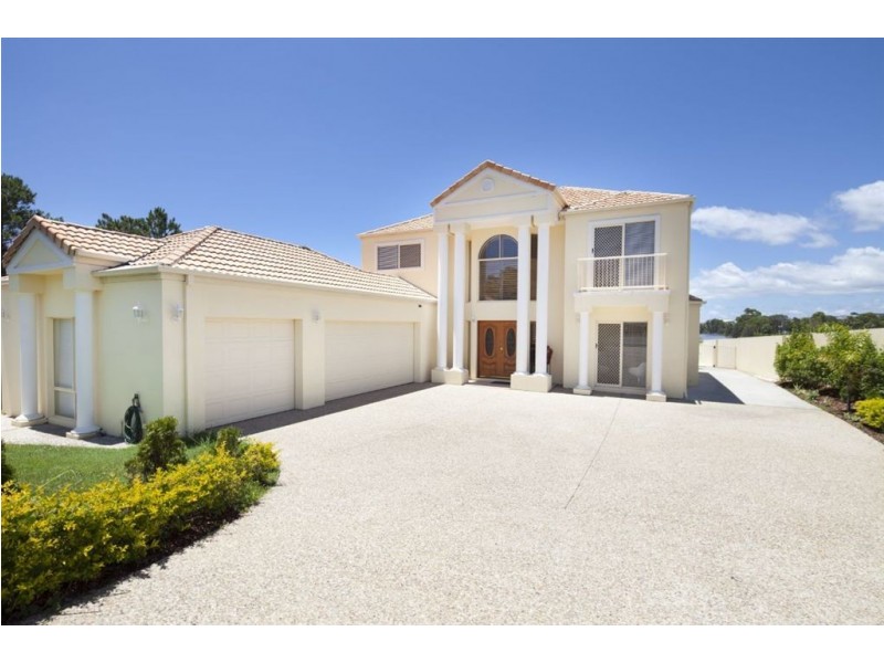 2A Ben Lexcen Place, Robina QLD 4226