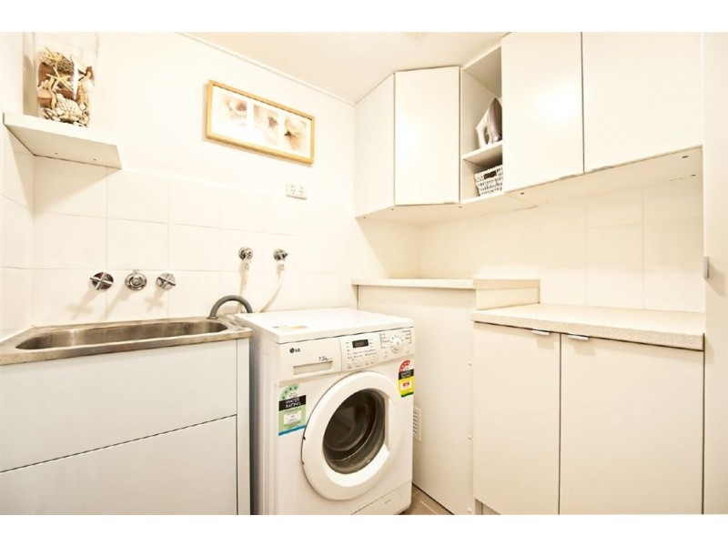 7/16 St. Kilda Ave, Broadbeach QLD 4218