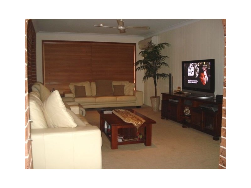 51 Arcadia Drive, Mermaid Waters QLD 4218