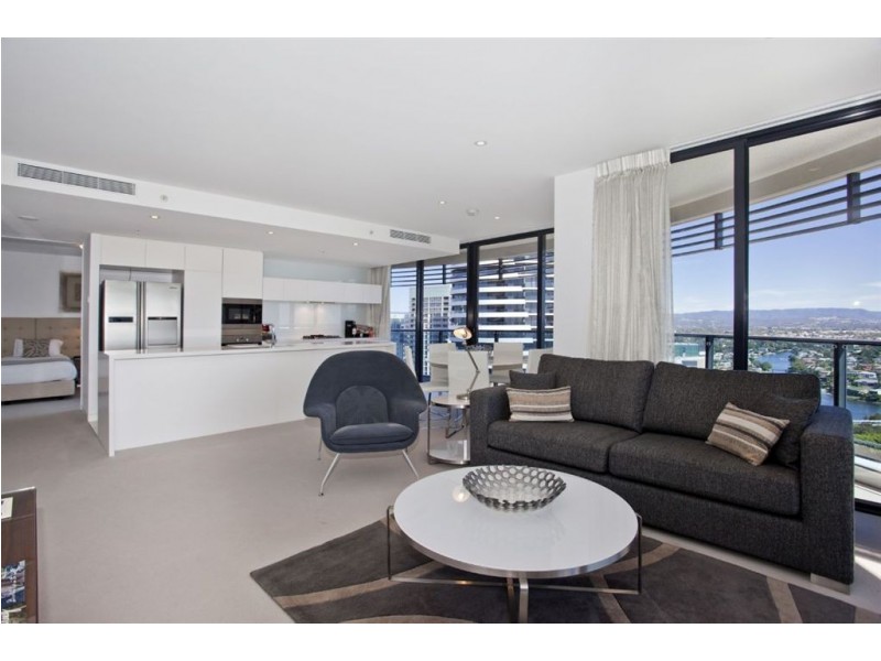 2501/4 Charles Avenue, Broadbeach QLD 4218