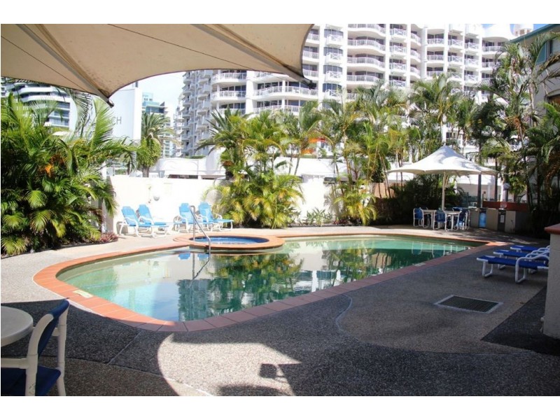 37/112 Surf Parade, Broadbeach QLD 4218