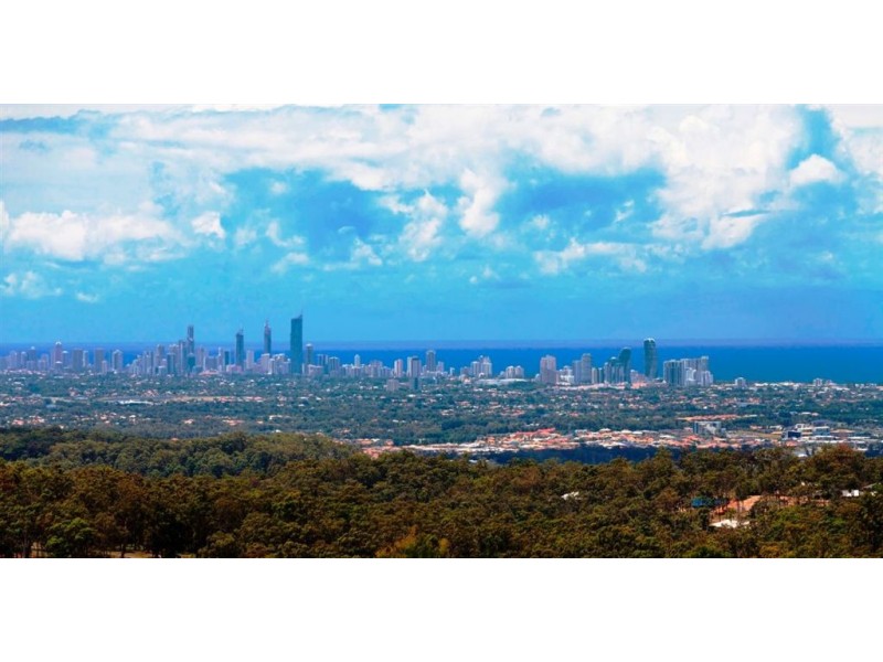 14 Chesterfield Drive, Bonogin QLD 4213