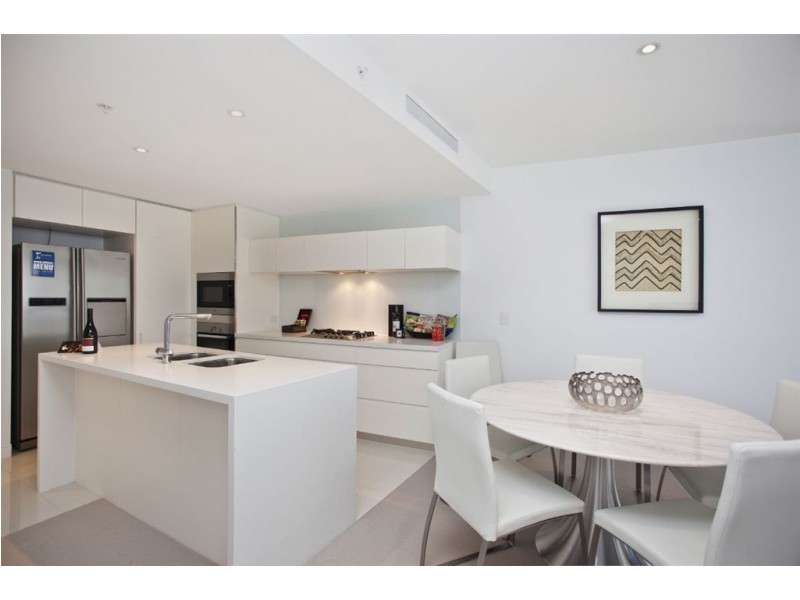 2502/4 Charles Avenue, Broadbeach QLD 4218