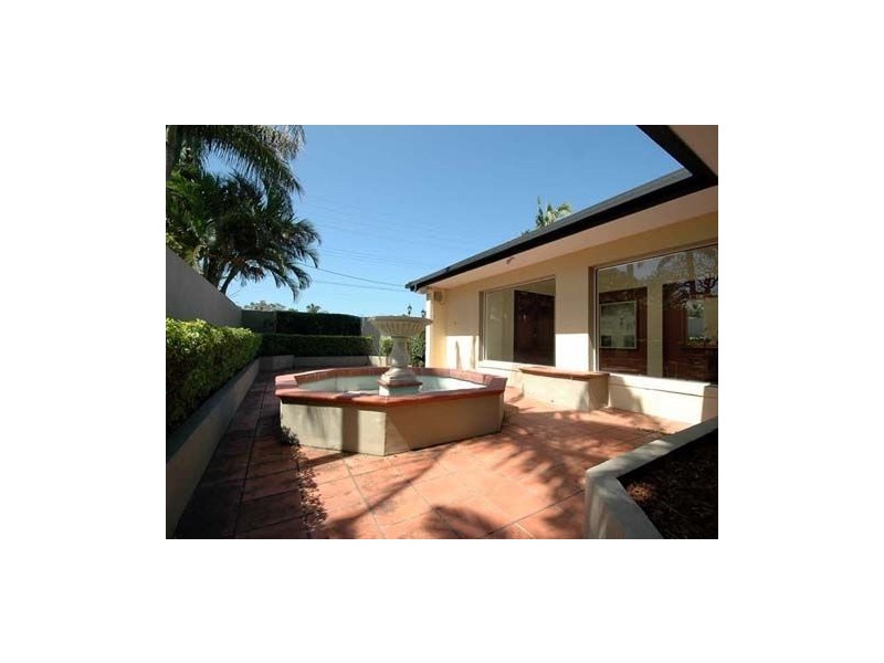 69 Allambi Ave, Broadbeach Waters QLD 4218