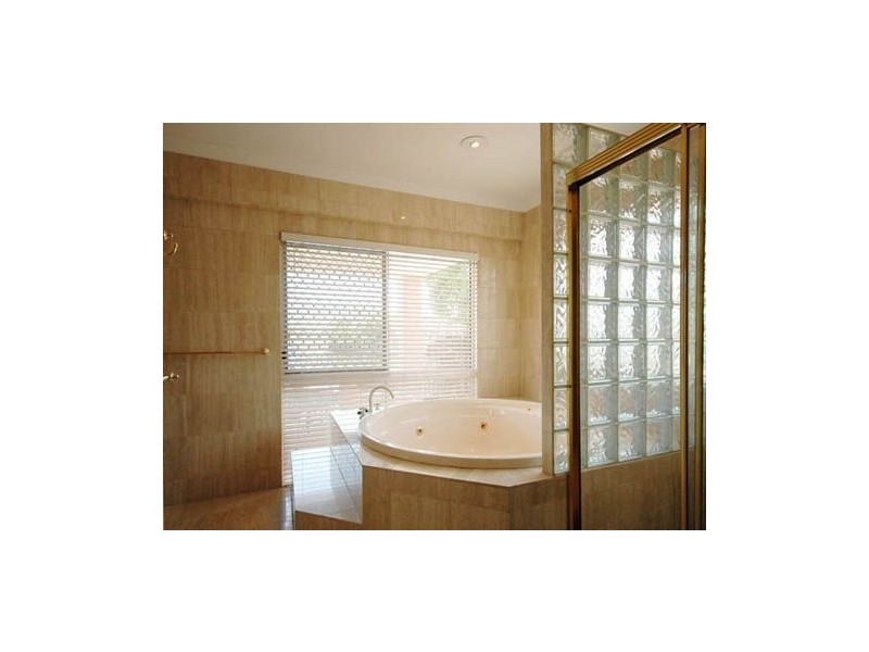 69 Allambi Ave, Broadbeach Waters QLD 4218