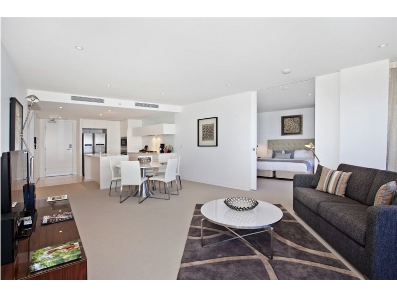 1905/4 Charles Avenue, Broadbeach QLD 4218