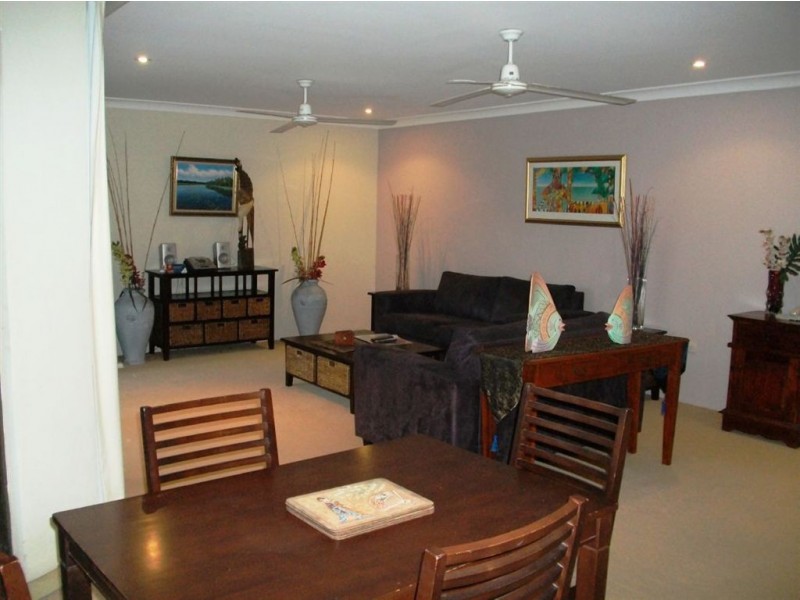 20 & 33/24 Hamilton Avenue, Surfers Paradise QLD 4217