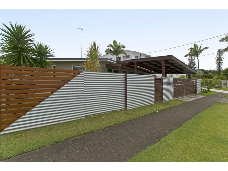 23 Kiers Road, Miami QLD 4220