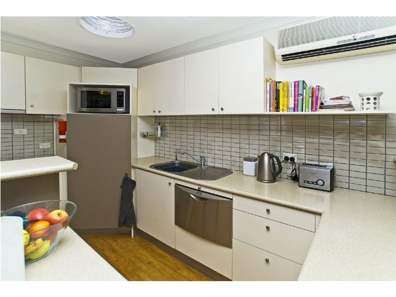 23 Kiers Road, Miami QLD 4220