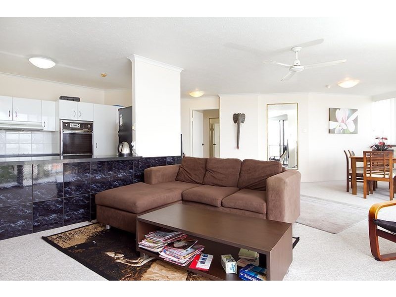 34/37 Monaco Street, Broadbeach QLD 4218