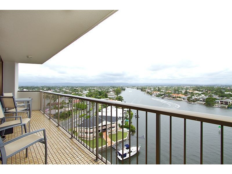 34/37 Monaco Street, Broadbeach QLD 4218