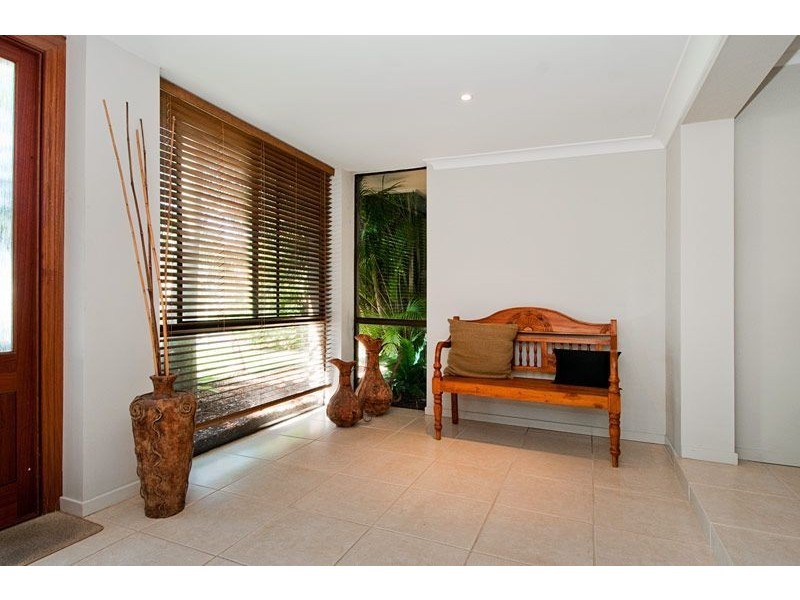 5 Sigatoka Place, Clear Island Waters QLD 4226