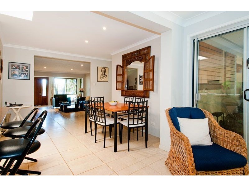 5 Sigatoka Place, Clear Island Waters QLD 4226