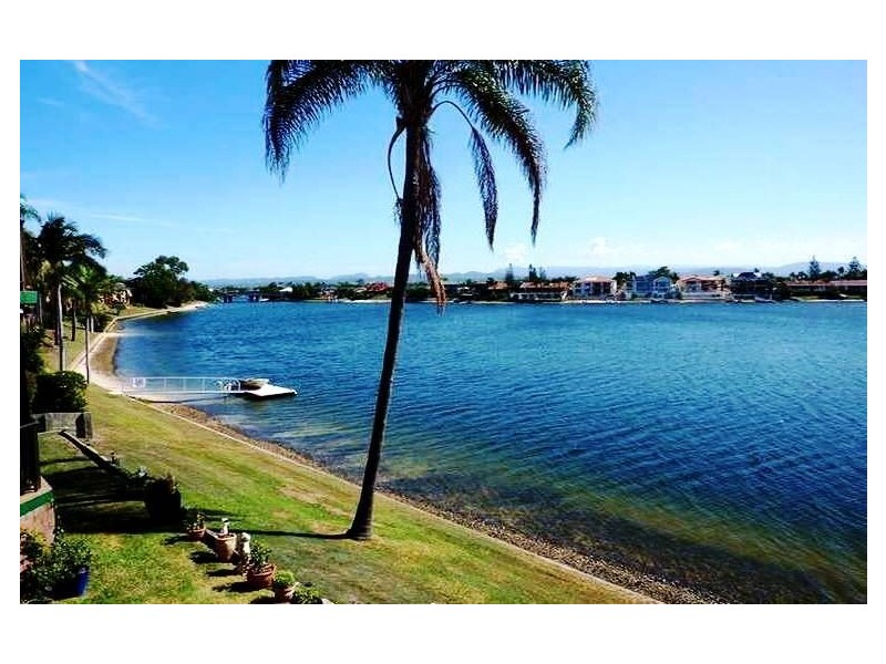 5/33 Duet Drive, Mermaid Waters QLD 4218