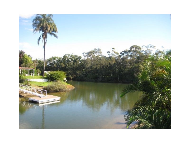 14 Ensenada Court, Broadbeach Waters QLD 4218