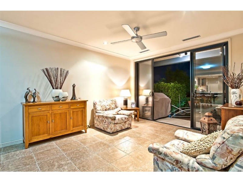 2031 The Vistas Drive, Carrara QLD 4211