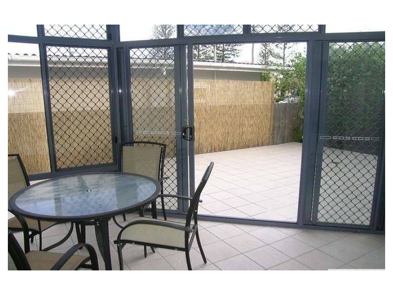 1/53 Petrel Avenue, Mermaid Beach QLD 4218