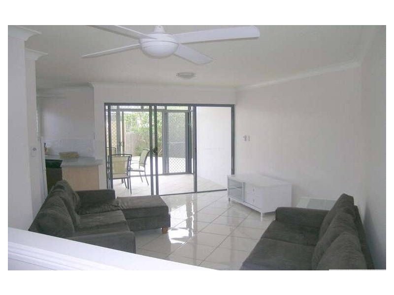 1/53 Petrel Avenue, Mermaid Beach QLD 4218