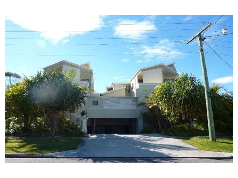 1/53 Petrel Avenue, Mermaid Beach QLD 4218