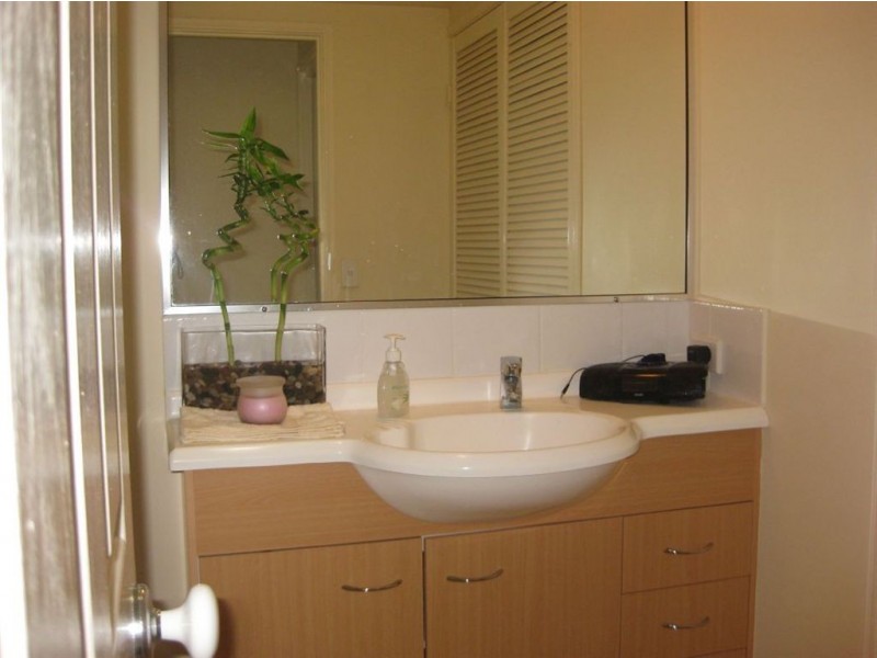 117/2360 Gold Coast Highway, Mermaid Beach QLD 4218