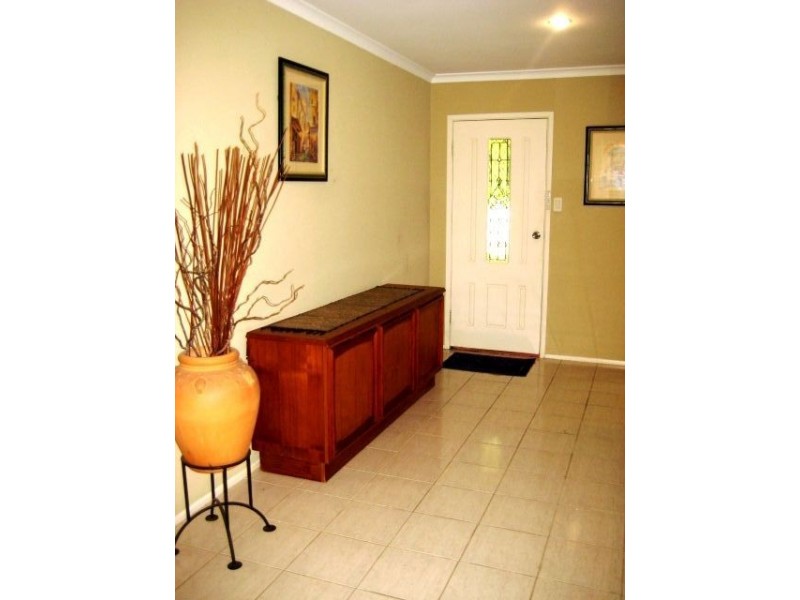 59 Kalimna Drive, Broadbeach Waters QLD 4218