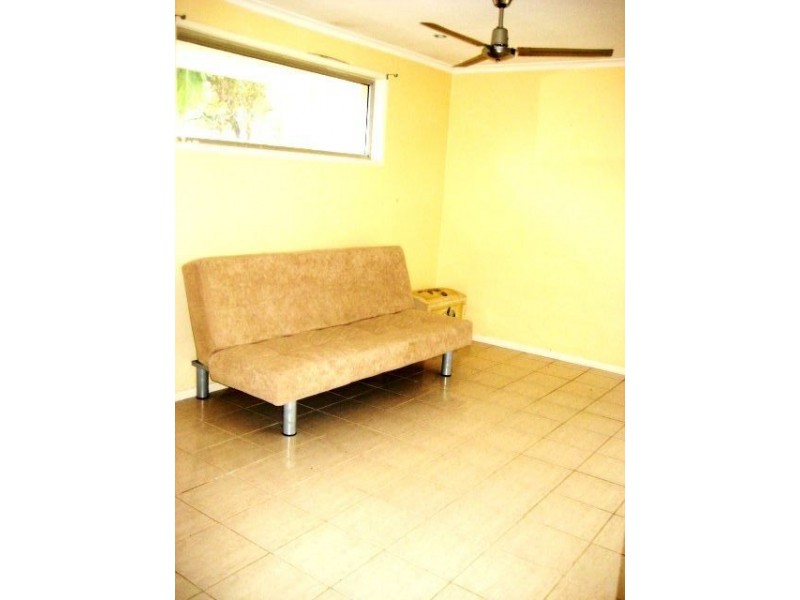 59 Kalimna Drive, Broadbeach Waters QLD 4218